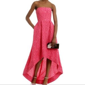 Give Me a Smooch gown by Monique Lhuillier